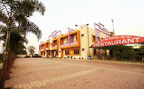Hotel Somnath Sagar